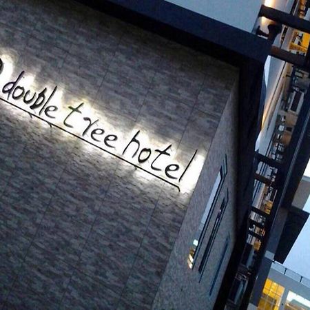 The Zara Double Tree Hotel Ubon Ratchathani Eksteriør billede