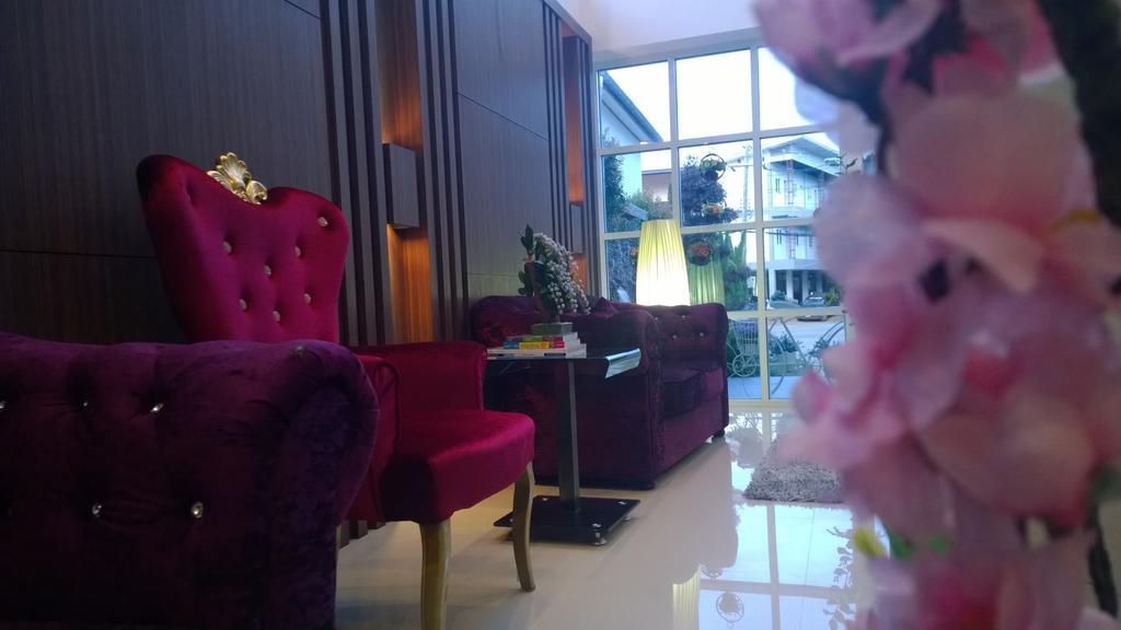 The Zara Double Tree Hotel Ubon Ratchathani Eksteriør billede