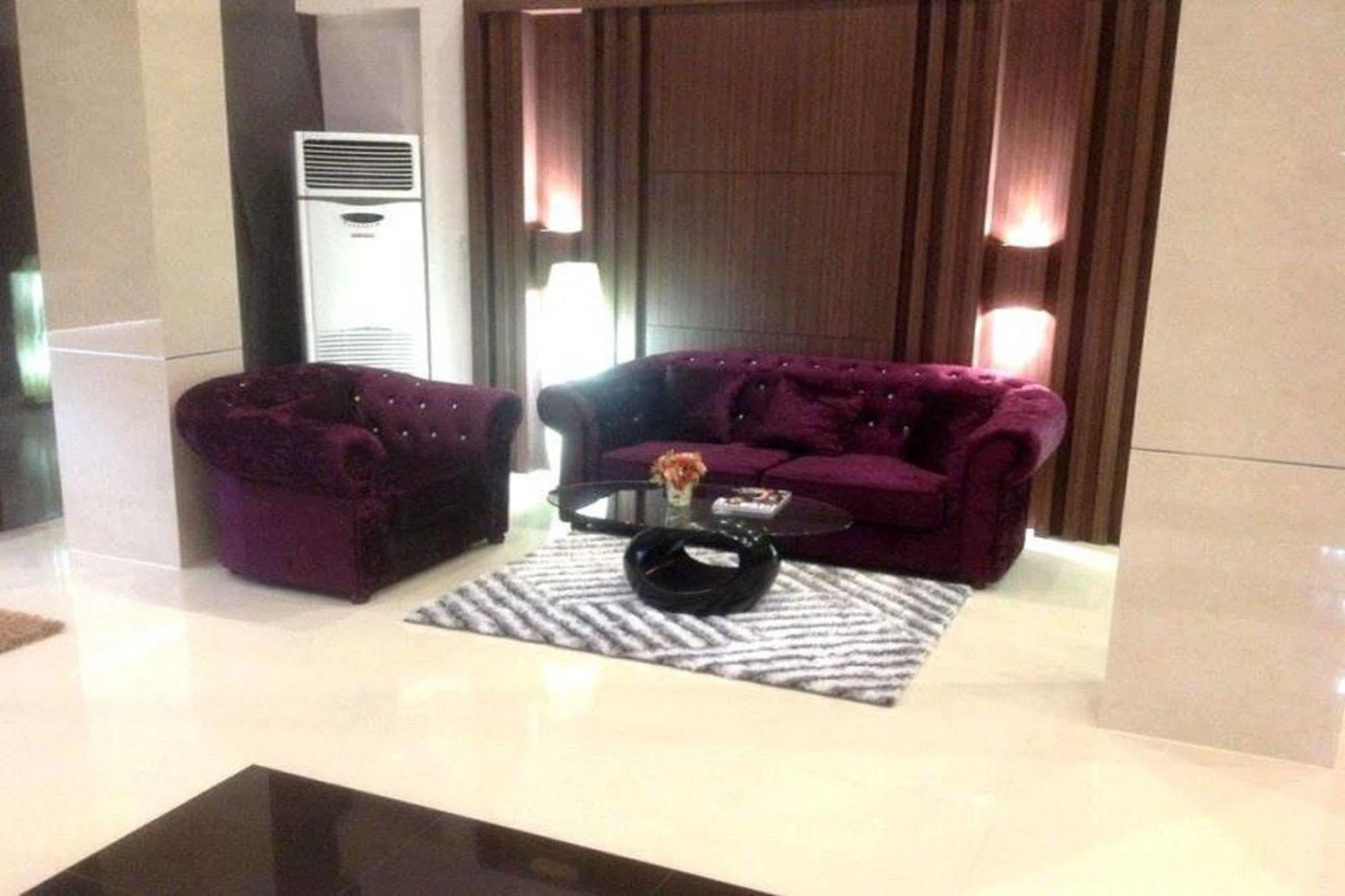 The Zara Double Tree Hotel Ubon Ratchathani Eksteriør billede